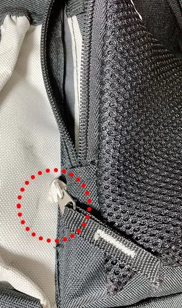 スライダーとファスナー(カバン)